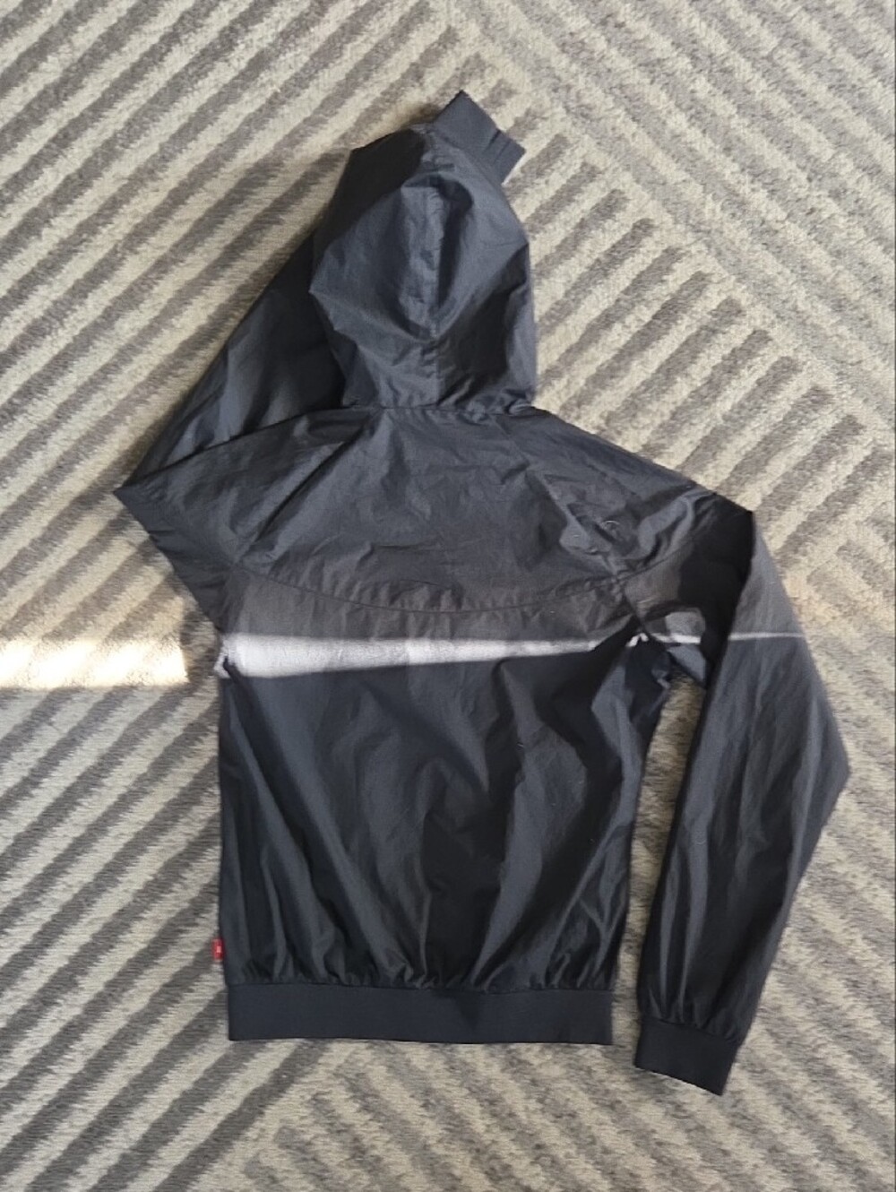 Nike Black Hooded Windbreaker with White Accents - Picture 5 of 5